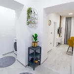 Threen Apartament *