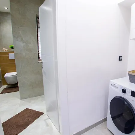 Threen Apartment